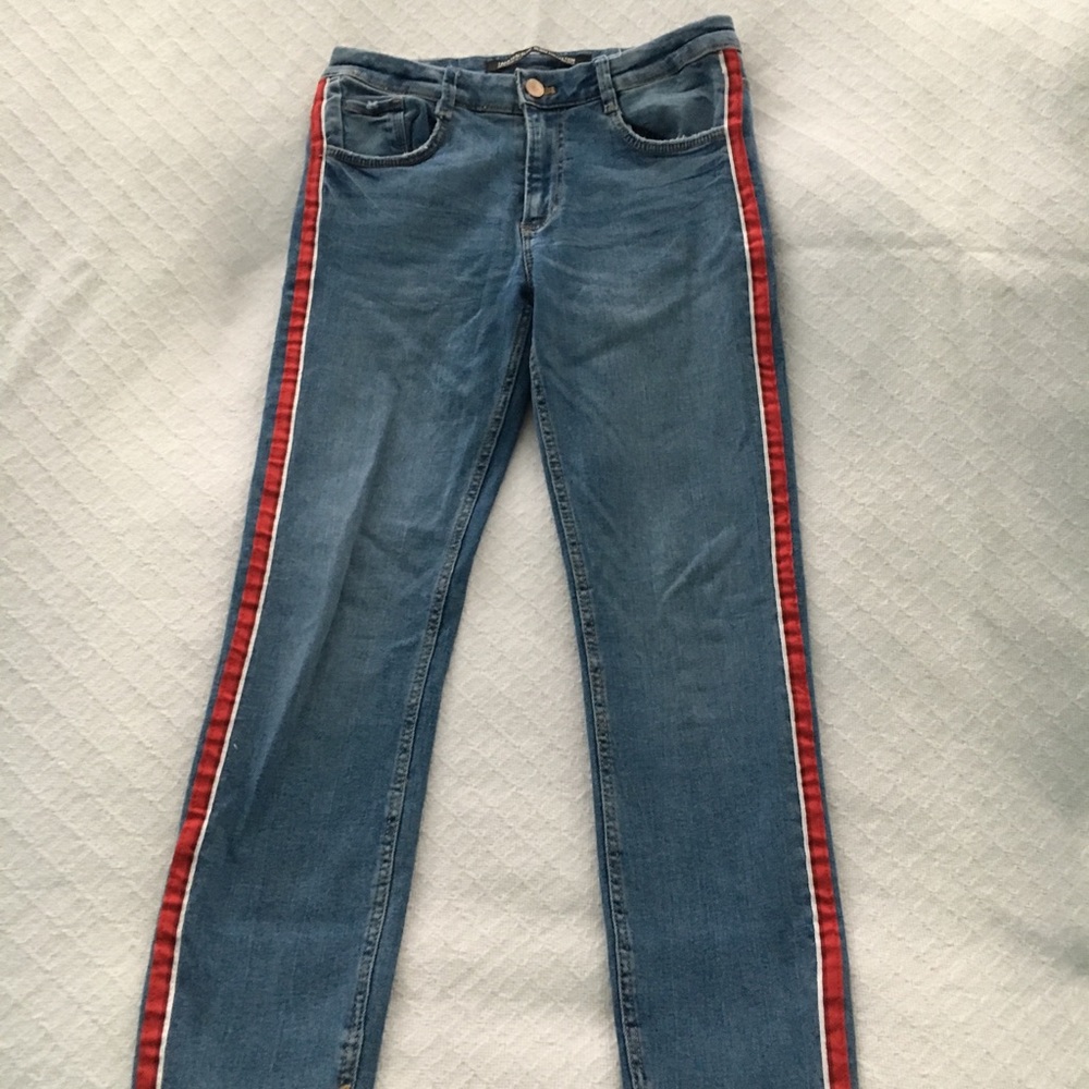 Zara- trafaluc mid rise jeans